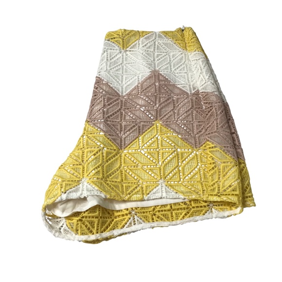 Geometric Lace Chevron Shorts – Yellow, White & Taupe - Picture 3 of 10